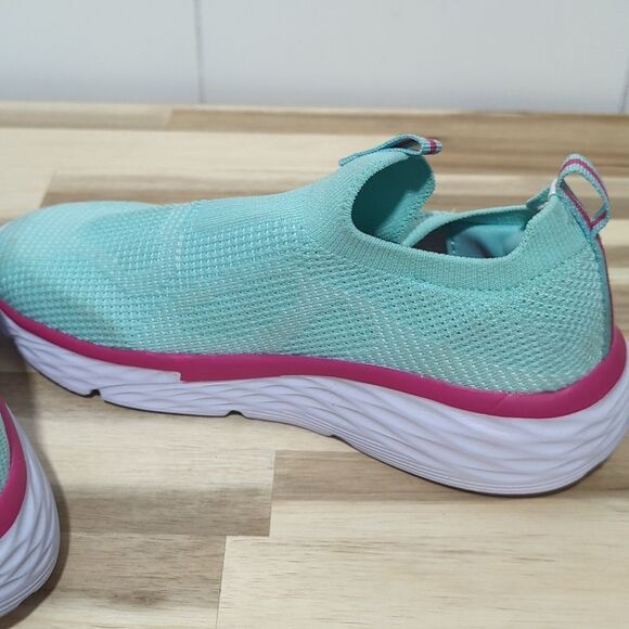Avia Big Girl Slip On Aqua Sneakers Knit Shoe Size 2 - Picture 7 of 8